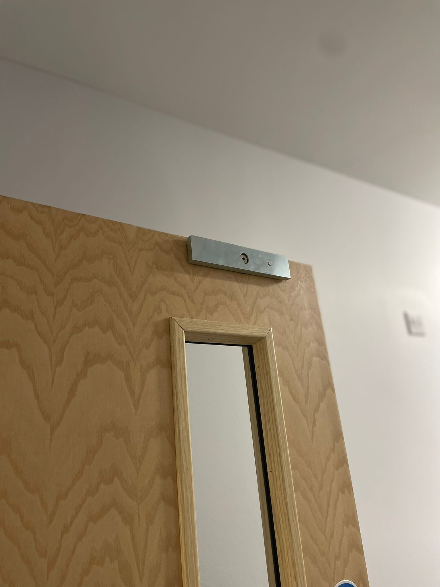 Internal Magnetic Lock