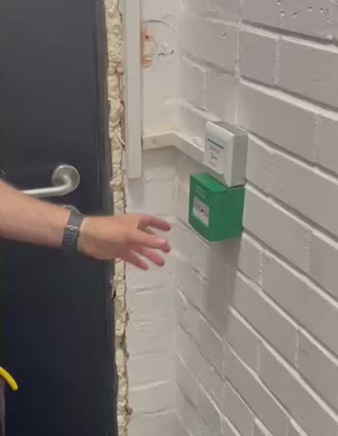 Green Resettable Break Glass Unit