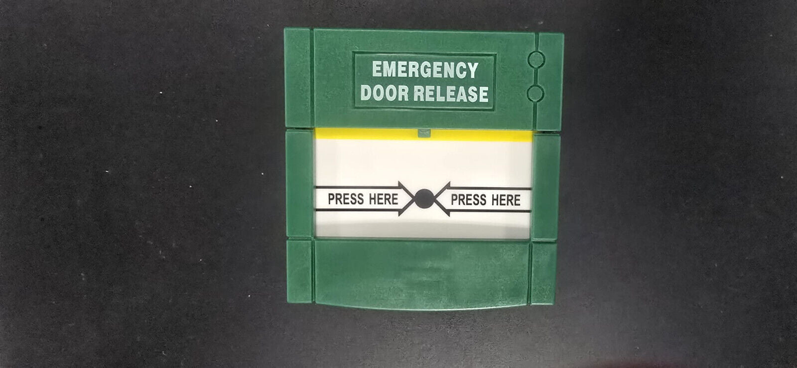 Green Resettable Break Glass Unit
